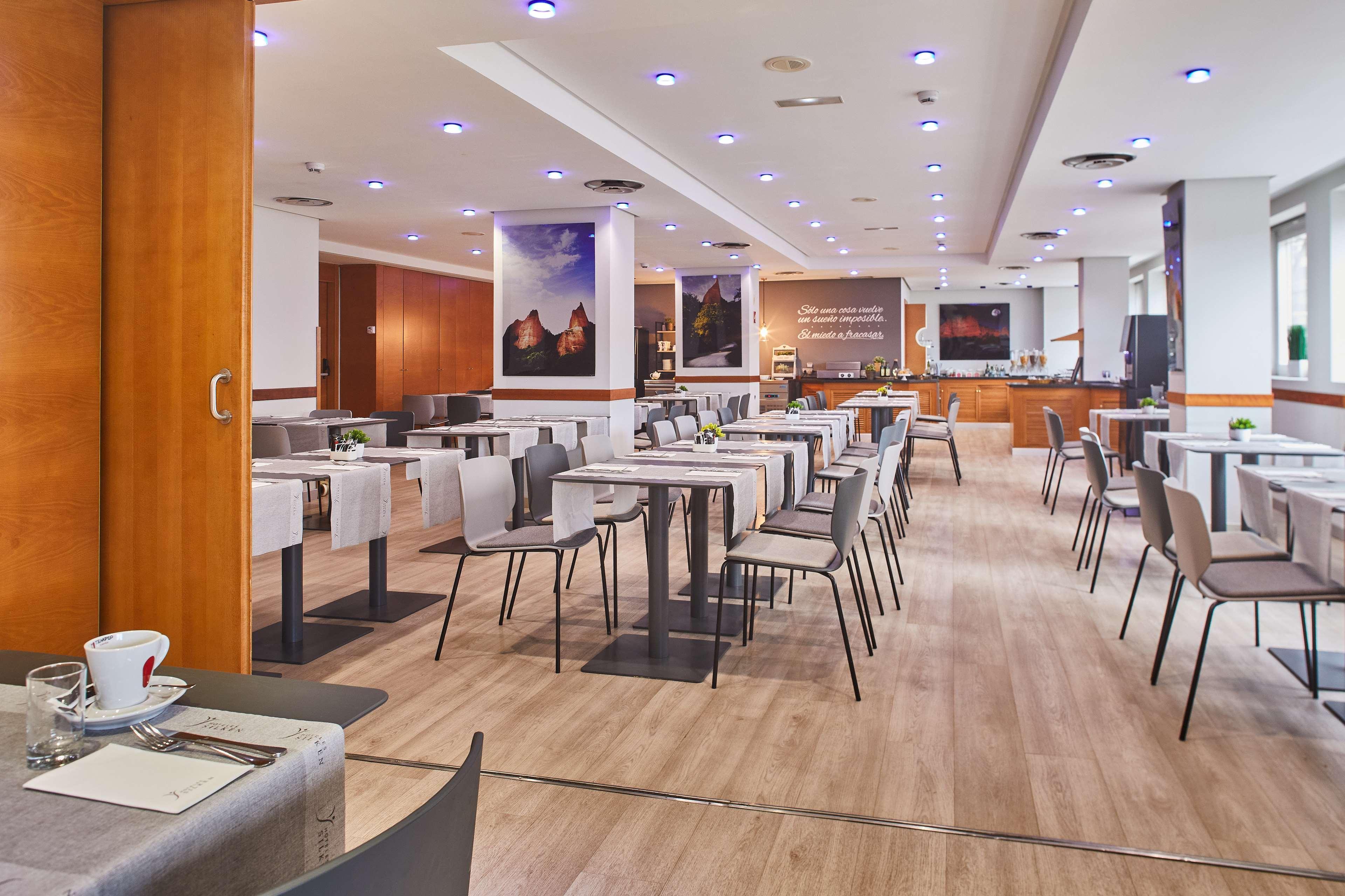 西尔肯路易德里昂酒店 莱昂 外观 照片